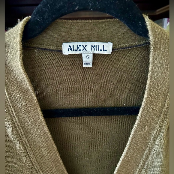 ALEX MILL Marshall Cardigan Sweater in Deep Olive Green - Picture 2 of 3